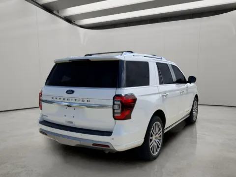 More photos of 2022 Ford Expedition Platinum at Dallas Direct Auto, TX