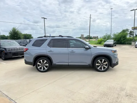 More photos of 2023 Honda Pilot Touring at Dallas Direct Auto, TX