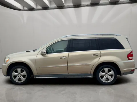 Another view of 2012 Mercedes-Benz GL-Class GL450 4MATIC for sale in Irving, TX at Dallas Direct Auto