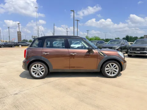 More photos of 2013 MINI Countryman S at Dallas Direct Auto, TX