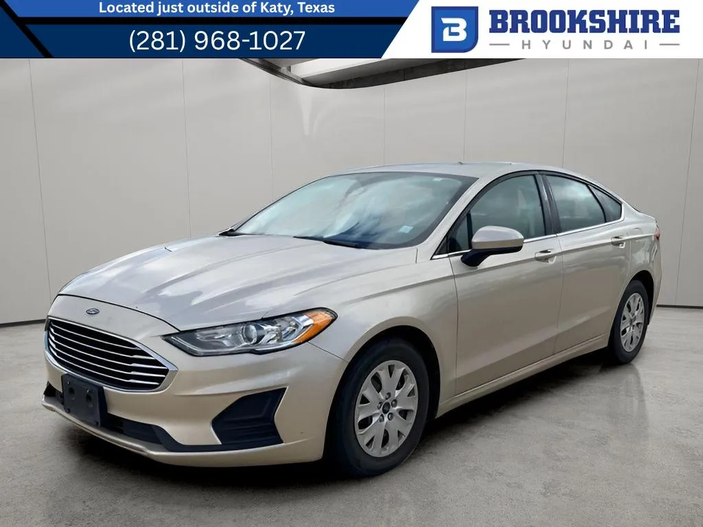White 2019 Ford Fusion S for sale in Irving, TX
