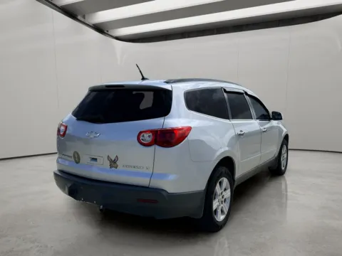 More photos of 2011 Chevrolet Traverse LT w/1LT at Dallas Direct Auto, TX