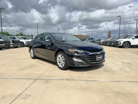 Another view of 2023 Chevrolet Malibu LT for sale in Irving, TX at Dallas Direct Auto