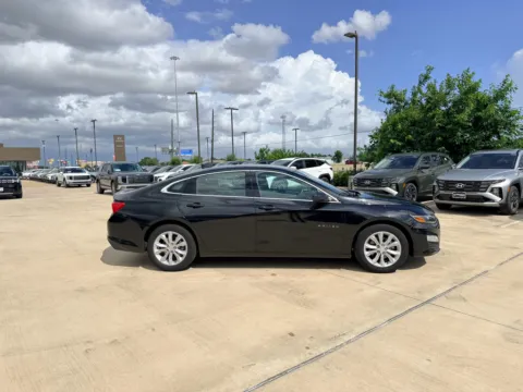 More photos of 2023 Chevrolet Malibu LT at Dallas Direct Auto, TX