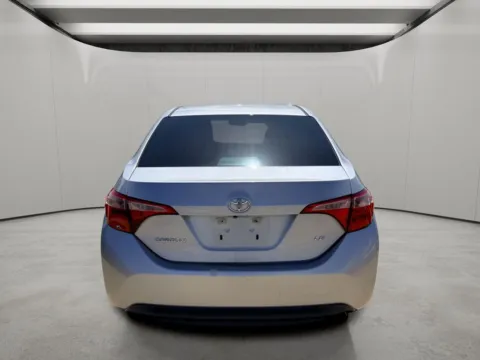 More photos of 2018 Toyota Corolla LE at Dallas Direct Auto, TX