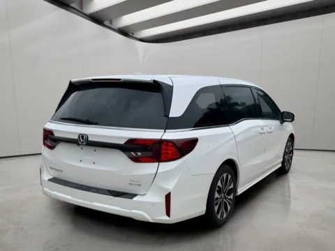More photos of 2026 Honda Odyssey Elite at Dallas Direct Auto, TX