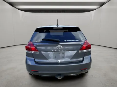 More photos of 2013 Toyota Venza Limited at Dallas Direct Auto, TX