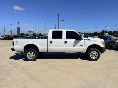 More photos of 2015 Ford F-250 XL at Dallas Direct Auto, TX