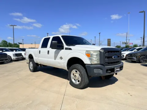 Another view of 2015 Ford F-250 XL for sale in Irving, TX at Dallas Direct Auto