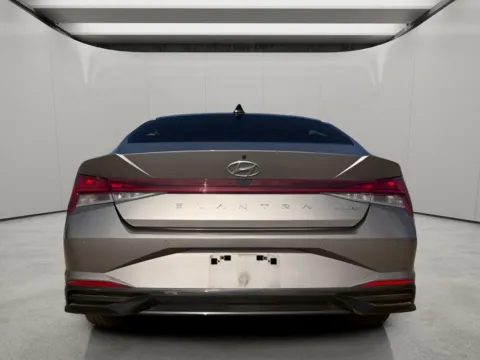 More photos of 2023 Hyundai Elantra Limited at Dallas Direct Auto, TX