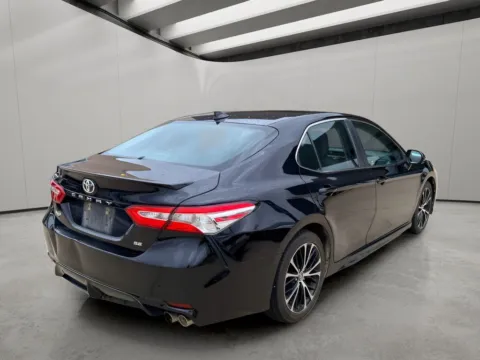 More photos of 2020 Toyota Camry SE at Dallas Direct Auto, TX