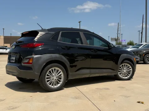 More photos of 2019 Hyundai Kona SEL at Dallas Direct Auto, TX