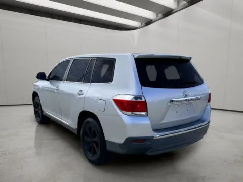 Another view of 2013 Toyota Highlander for sale in Irving, TX at Dallas Direct Auto