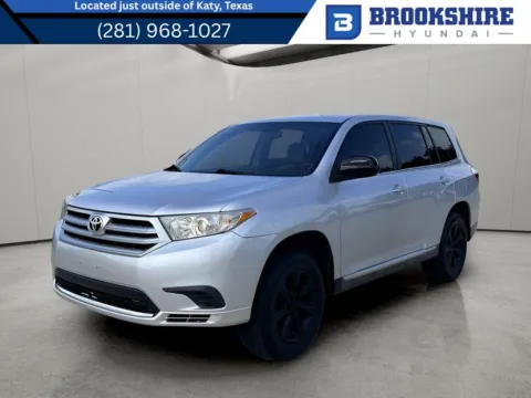Silver 2013 Toyota Highlander for sale in Irving, TX