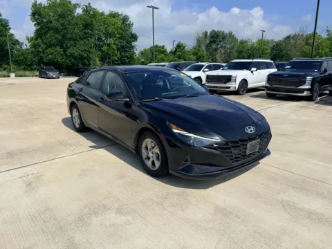 Another view of 2021 Hyundai Elantra SE for sale in Irving, TX at Dallas Direct Auto