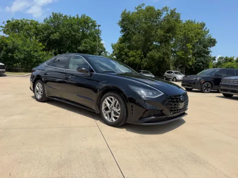 More photos of 2021 Hyundai Sonata SEL at Dallas Direct Auto, TX