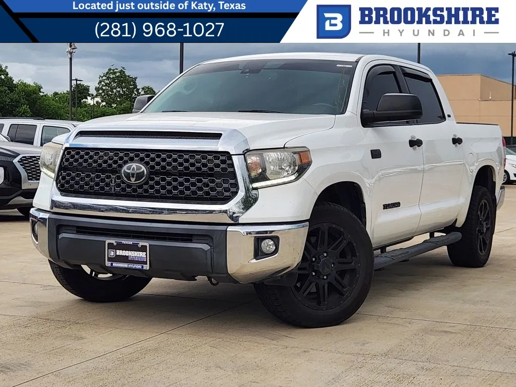 White 2020 Toyota Tundra SR5 for sale in Irving, TX