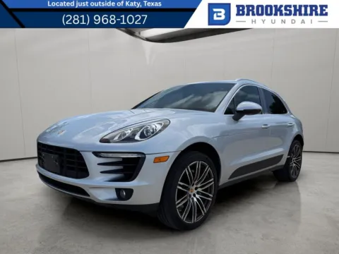 Silver 2018 Porsche Macan S for sale in Irving, TX