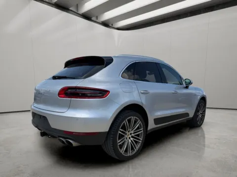 More photos of 2018 Porsche Macan S at Dallas Direct Auto, TX