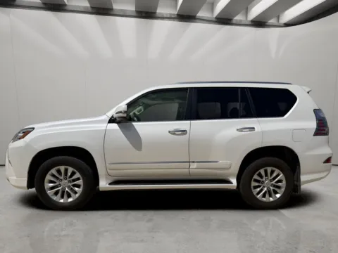 Photos of 2019 Lexus GX 460 Premium for sale in Irving, TX at Dallas Direct Auto