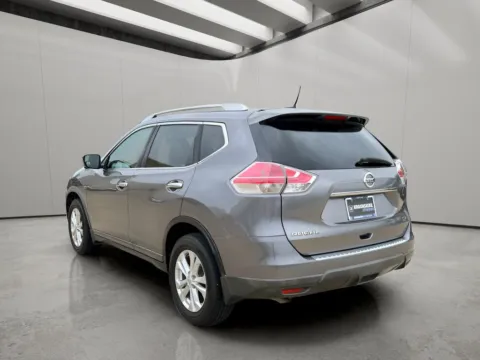 Another view of 2016 Nissan Rogue SV for sale in Irving, TX at Dallas Direct Auto