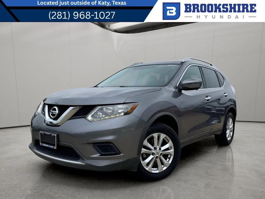Gray 2016 Nissan Rogue SV for sale in Irving, TX