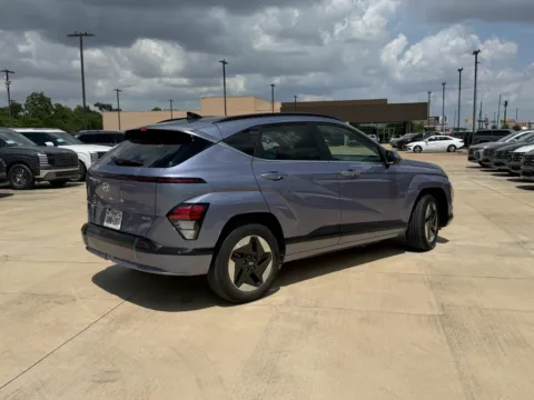More photos of 2024 Hyundai Kona Electric Limited at Dallas Direct Auto, TX