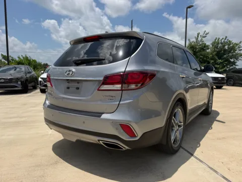 More photos of 2017 Hyundai Santa Fe XL Limited Ultimate at Dallas Direct Auto, TX