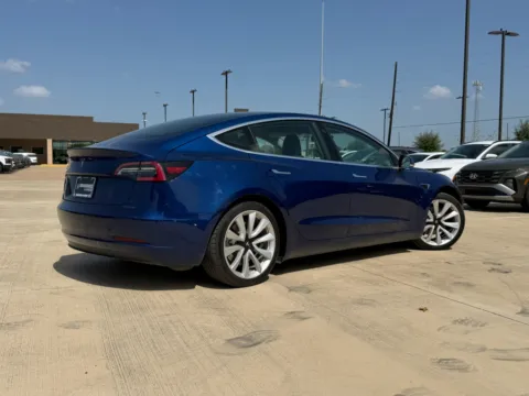 More photos of 2020 Tesla Model 3 Standard Range at Dallas Direct Auto, TX