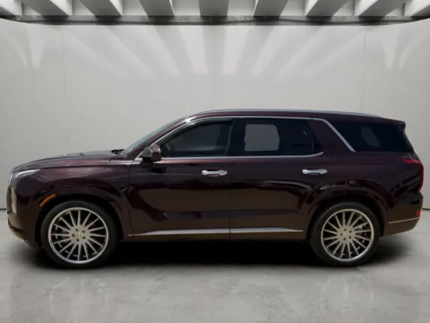 Photos of 2021 Hyundai Palisade Limited for sale in Irving, TX at Dallas Direct Auto