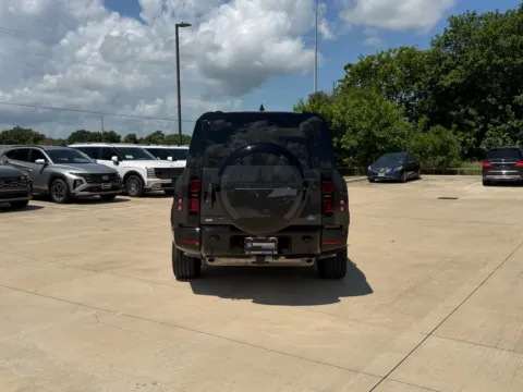 More photos of 2023 Land Rover Defender 130 X-Dynamic SE at Dallas Direct Auto, TX