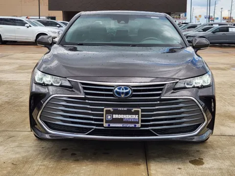 Photos of 2020 Toyota Avalon Hybrid XLE for sale in Irving, TX at Dallas Direct Auto
