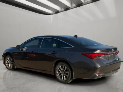 Another view of 2020 Toyota Avalon Hybrid XLE for sale in Irving, TX at Dallas Direct Auto