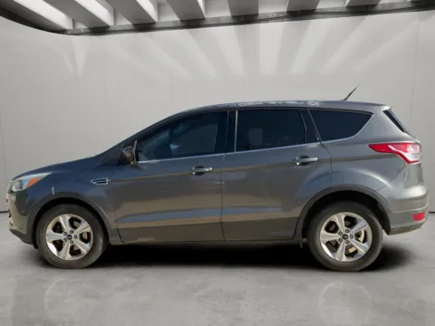 Photos of 2014 Ford Escape SE for sale in Irving, TX at Dallas Direct Auto