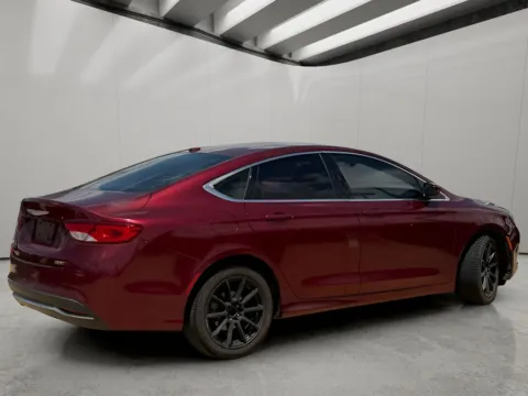 More photos of 2015 Chrysler 200 Limited at Dallas Direct Auto, TX