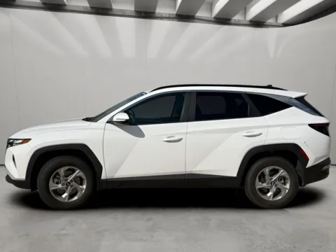 Photos of 2023 Hyundai Tucson SEL for sale in Irving, TX at Dallas Direct Auto