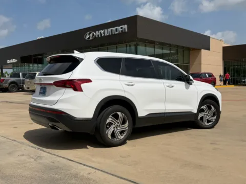 More photos of 2023 Hyundai Santa Fe SE at Dallas Direct Auto, TX