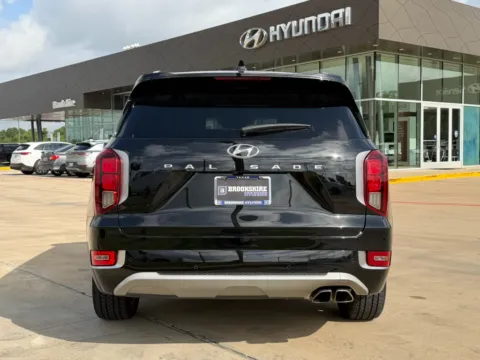 More photos of 2021 Hyundai Palisade Limited at Dallas Direct Auto, TX