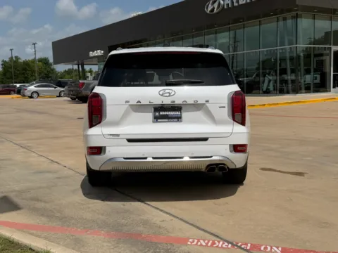 More photos of 2021 Hyundai Palisade Calligraphy at Dallas Direct Auto, TX