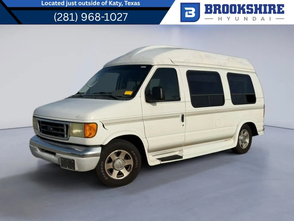 White 2004 Ford Econoline Recreational for sale in Irving, TX