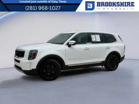 White 2022 Kia Telluride LX for sale in Irving, TX