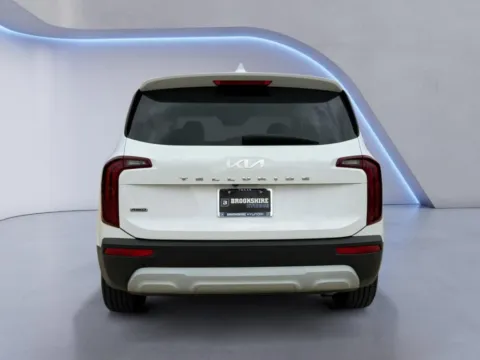 More photos of 2022 Kia Telluride LX at Dallas Direct Auto, TX
