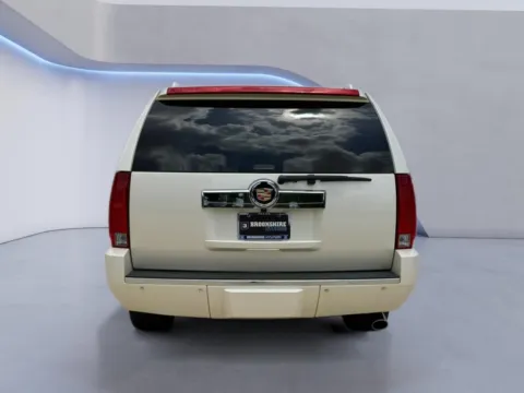 More photos of 2013 Cadillac Escalade ESV Luxury at Dallas Direct Auto, TX