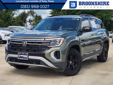 Green 2024 Volkswagen Atlas 2.0T Peak Edition SE w/Technology for sale in Irving, TX