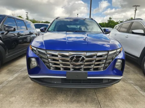 Photos of 2022 Hyundai Tucson SEL for sale in Irving, TX at Dallas Direct Auto