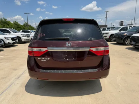 More photos of 2013 Honda Odyssey LX at Dallas Direct Auto, TX