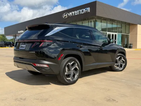 More photos of 2024 Hyundai Tucson Hybrid Limited at Dallas Direct Auto, TX