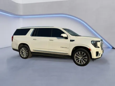Another view of 2021 GMC Yukon XL Denali for sale in Irving, TX at Dallas Direct Auto