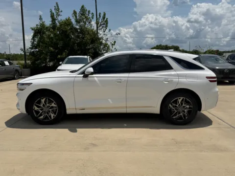 Photos of 2022 Genesis GV70 2.5T for sale in Irving, TX at Dallas Direct Auto
