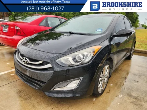 Black 2013 Hyundai Elantra GT for sale in Irving, TX